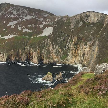 Carrick House B&B Killybegs Bagian luar foto