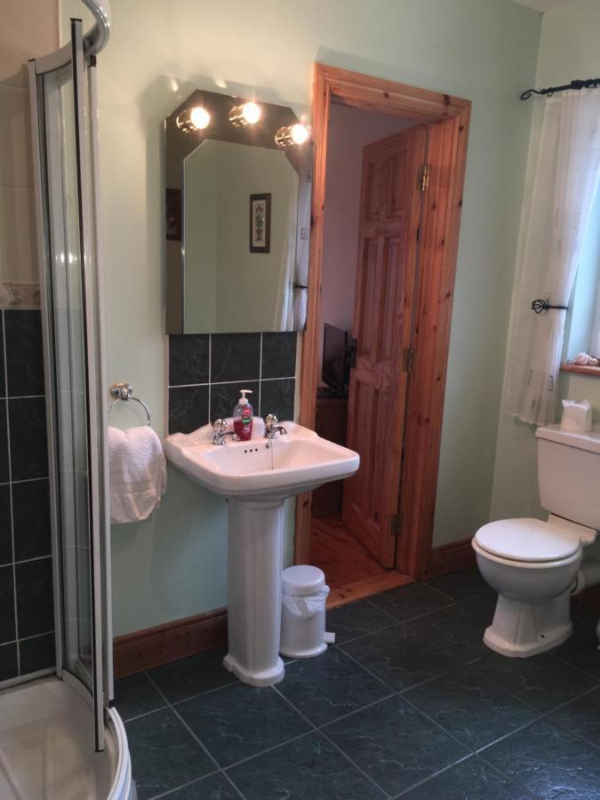 Carrick House B&B Killybegs Bagian luar foto