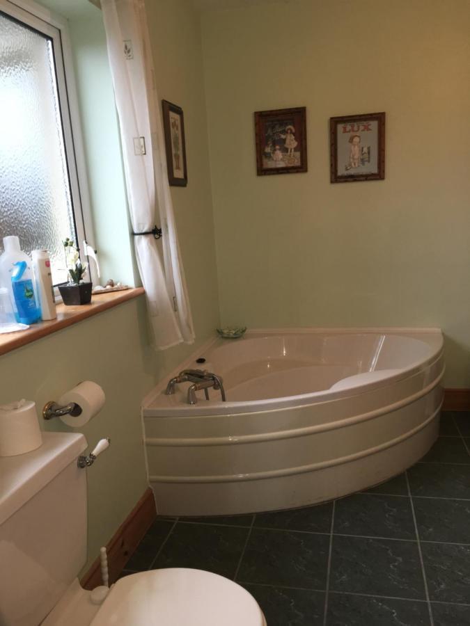 Carrick House B&B Killybegs Bagian luar foto